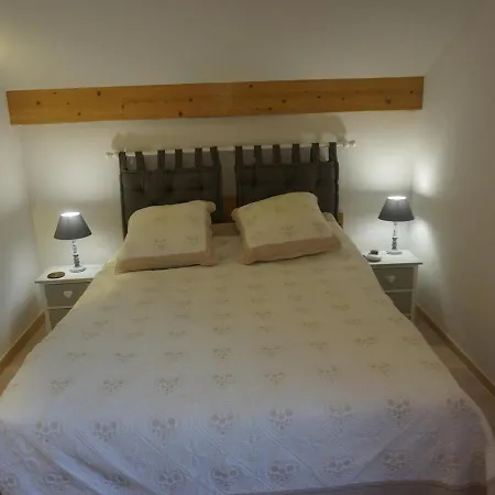 Duplex 4 Pieces Avec Piscine, Parking Couvert Et Wi-fi Gratuit - Fr-1-636-161 Orcieres